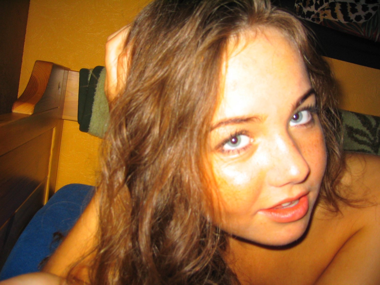 Horny hot girl with amazing wet pussy #aKi3YvGY